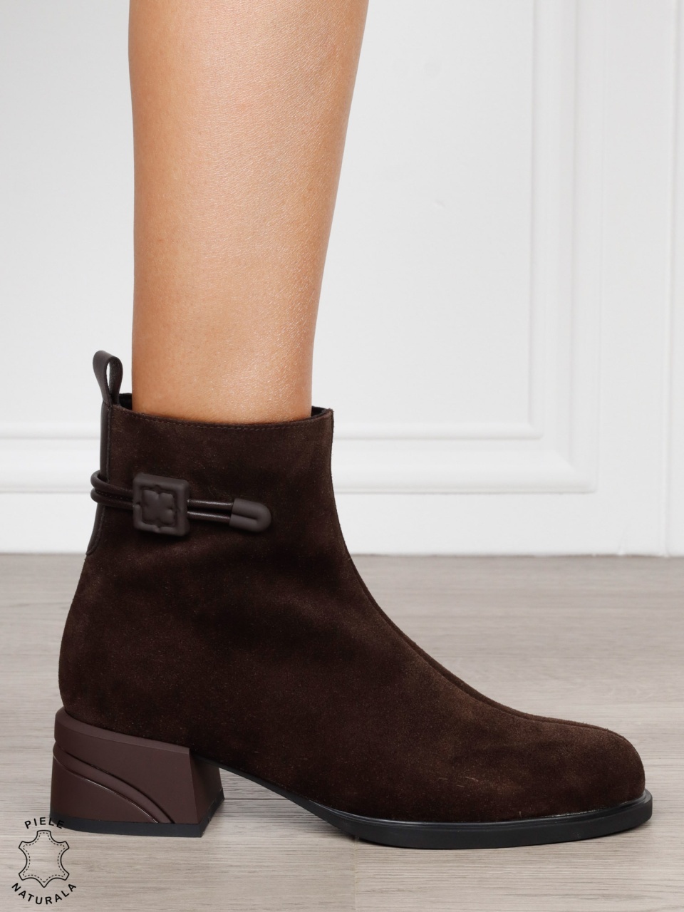 Botine dama din piele naturala Intoarsa cu accesoriu decorativ la glezna CRL1832 CAFENIU