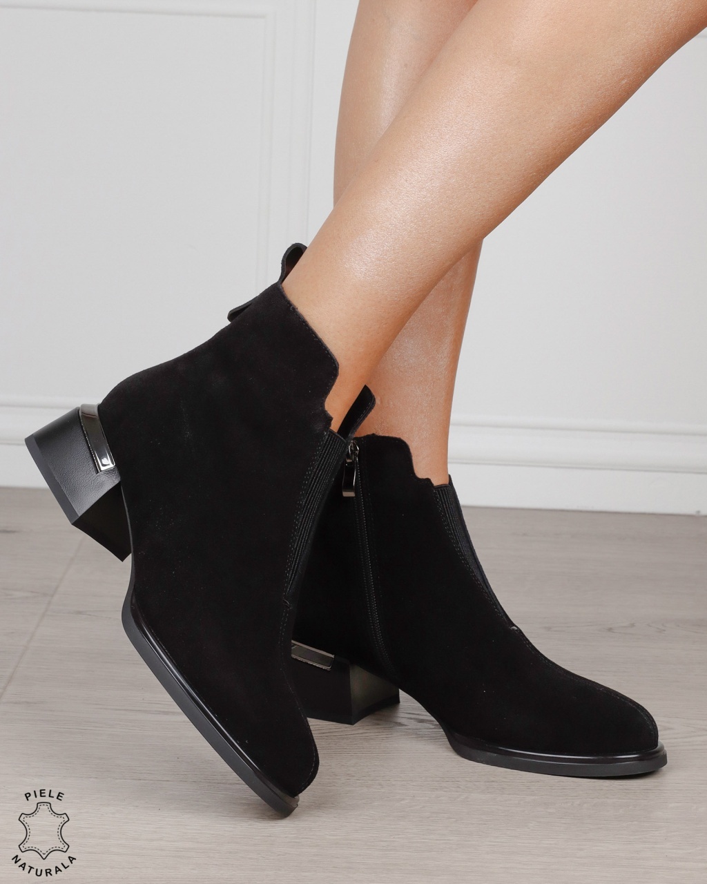 Botine dama din piele naturala Intoarsa cu elastic frontal CRL1882 NEGRU